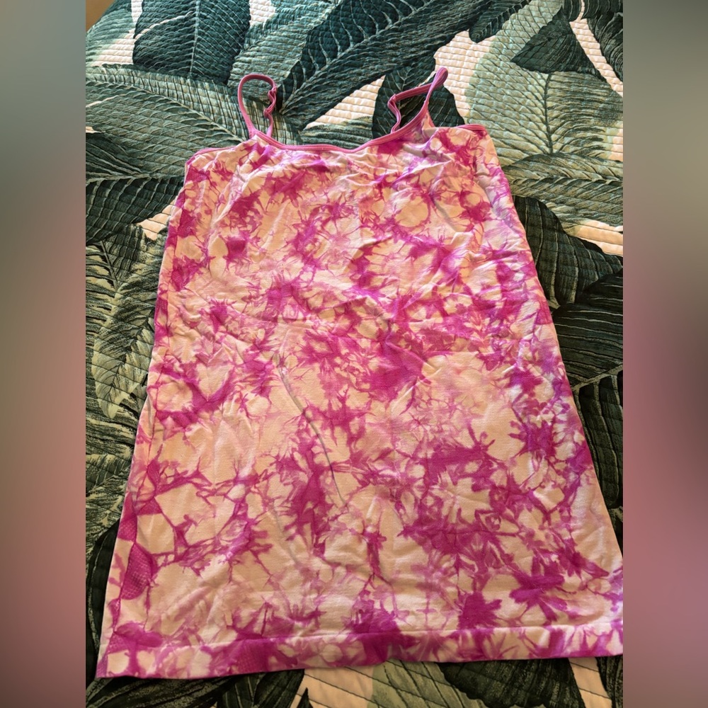 New justice pink tie dye tank top SZ -16/18